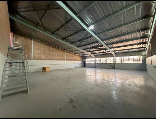 391M² WAREHOUSE FOR SALE IN HALFWAY HOUSE